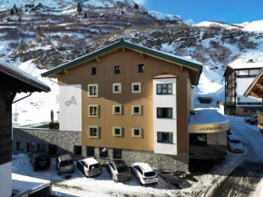 Hotel Albona Nova